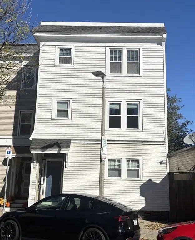 108 Emerson St #3, Boston