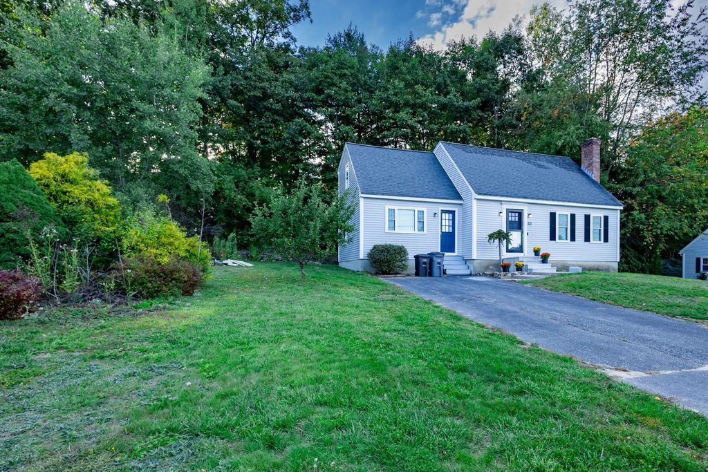 25 Bear Hill Rd, Gardner