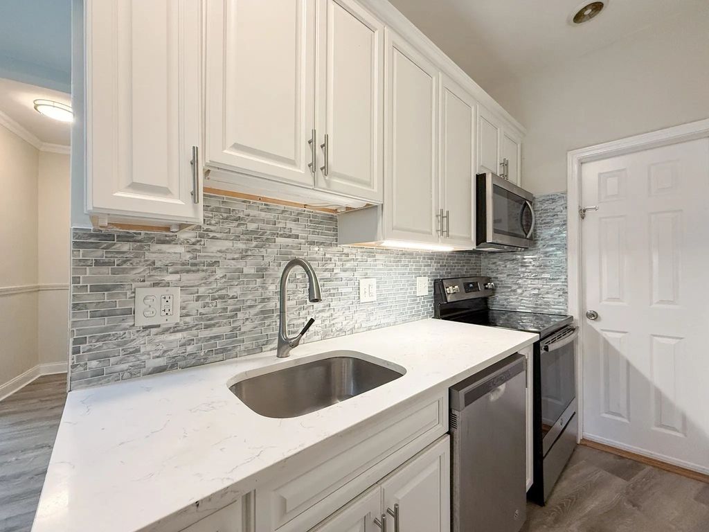 1767 Commonwealth Ave #3, Boston