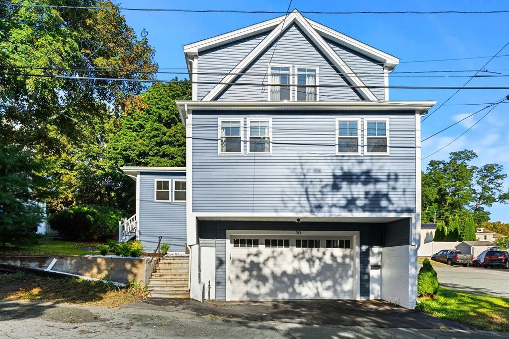 30 Williams Street, Beverly