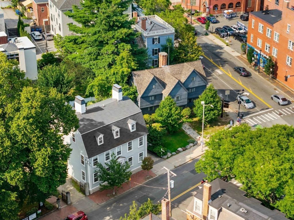 314 Essex St, Salem