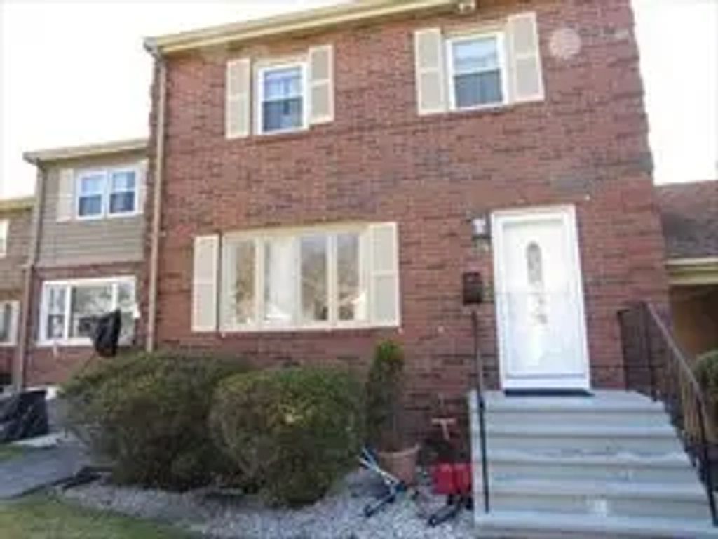 6 Loring Hills Ave. #1b, Salem