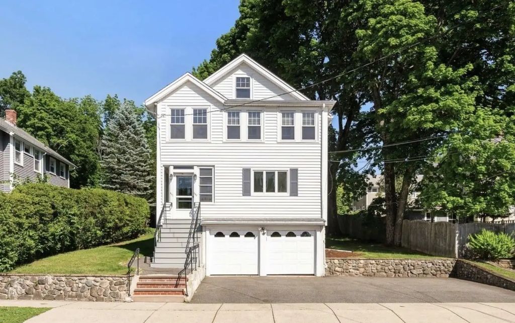 341 Washington St #2, Winchester