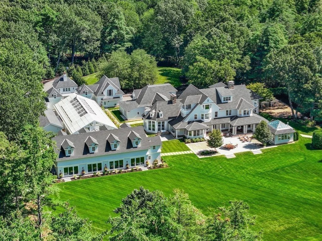 210 Monument Farm Road, Concord