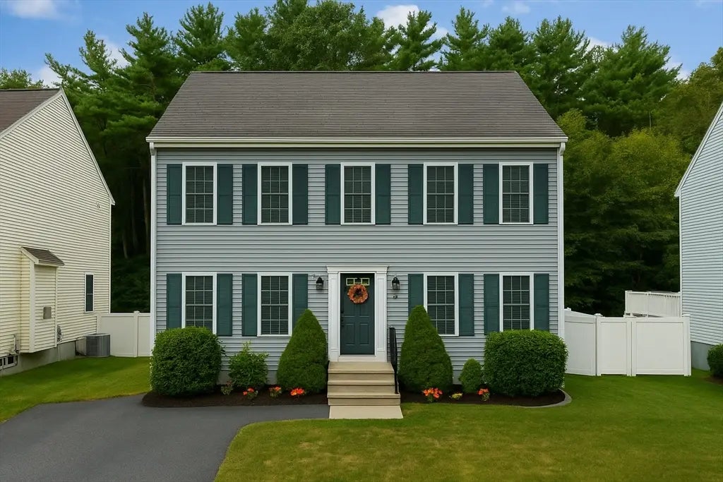 34 George H Gillespie Way, Abington