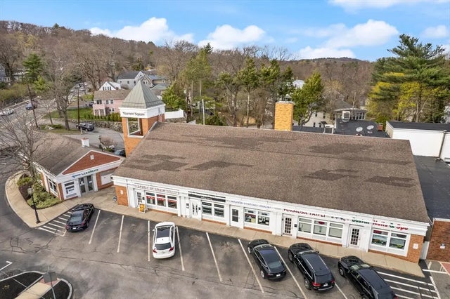 384 Waltham Street, Lexington