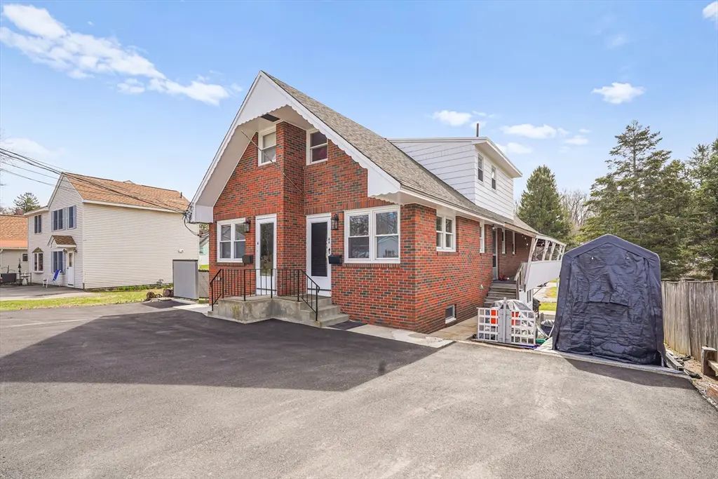 6 Selina, Shrewsbury