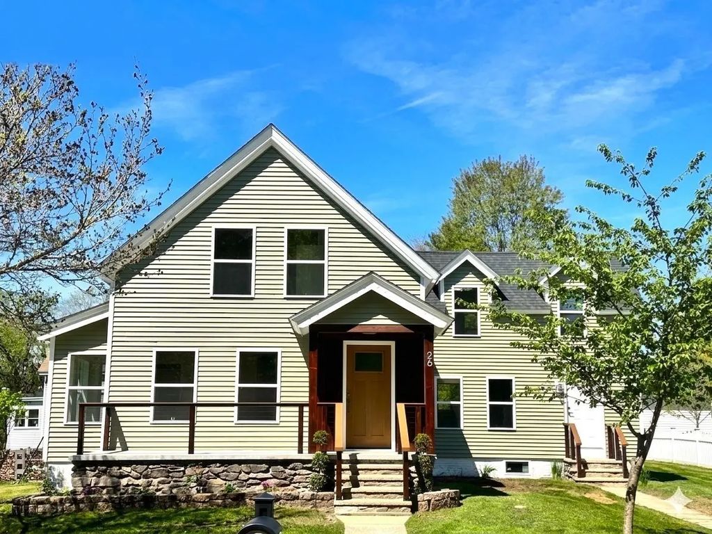 26 Summer Street, Templeton