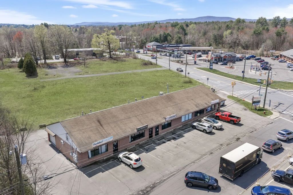 135 B Northampton St, Easthampton