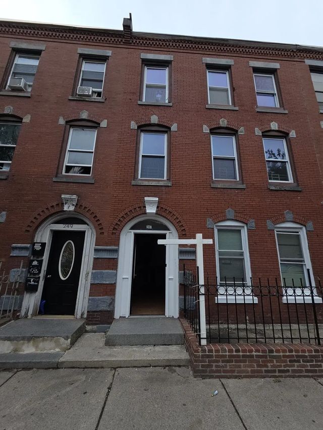 247 Washington St, Boston