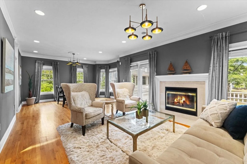 106 Danforth Street, Framingham