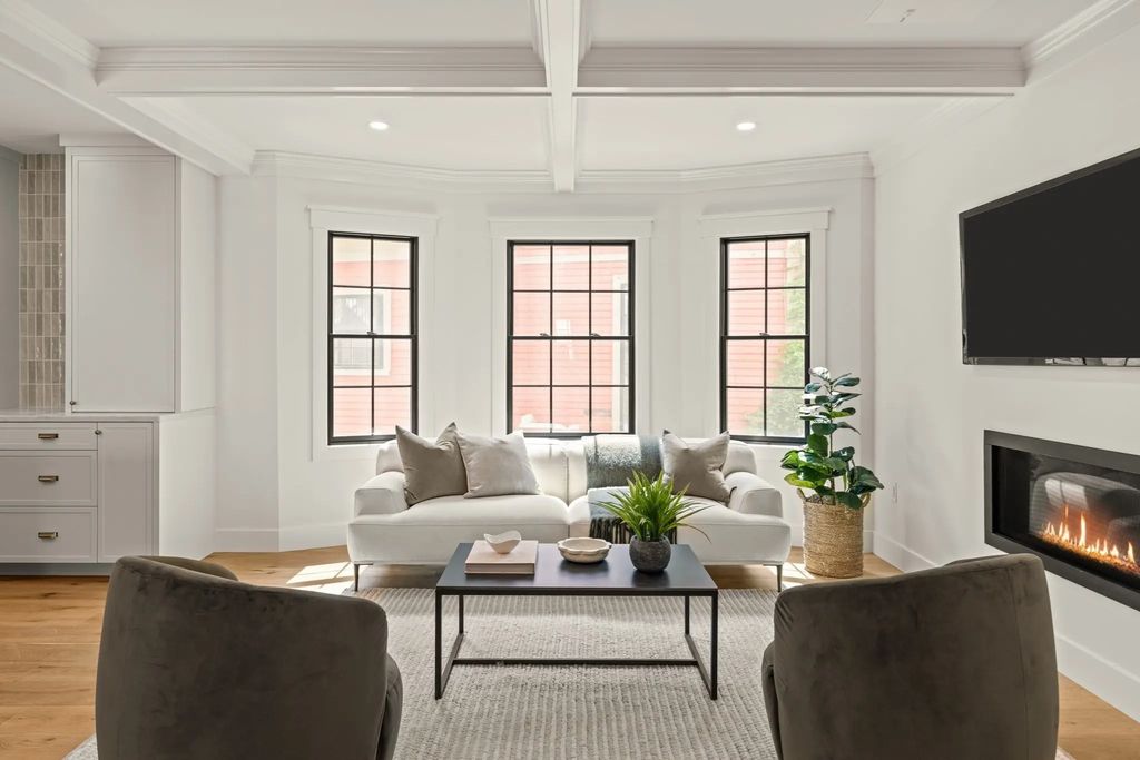 23 College Hill Rd #1, Somerville