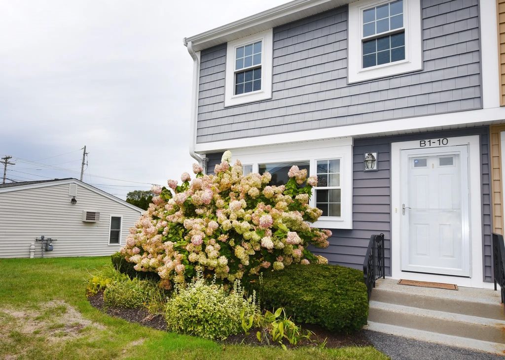10 Lydon Ln #b-1, Halifax