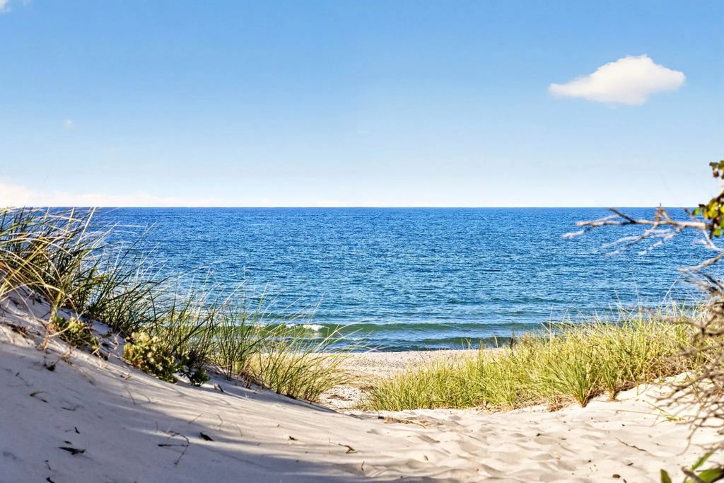 143 N Shore Boulevard #7a, Sandwich