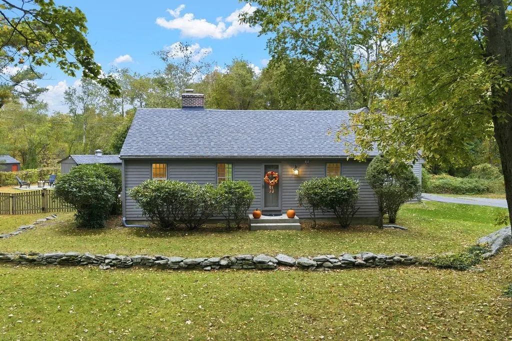 31 Wheaton Ave, Rehoboth