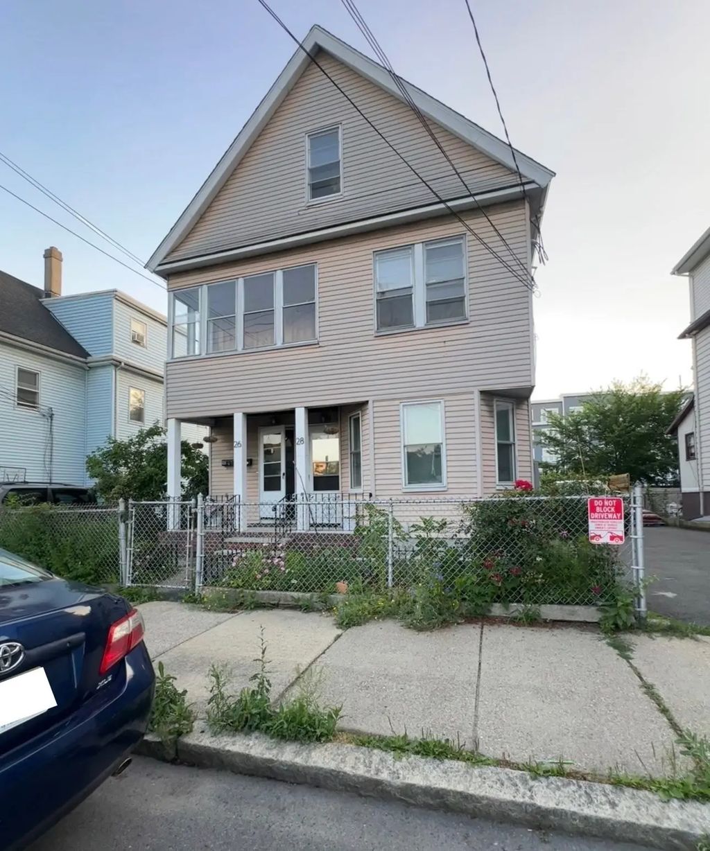 26 Valley St. #2, Everett