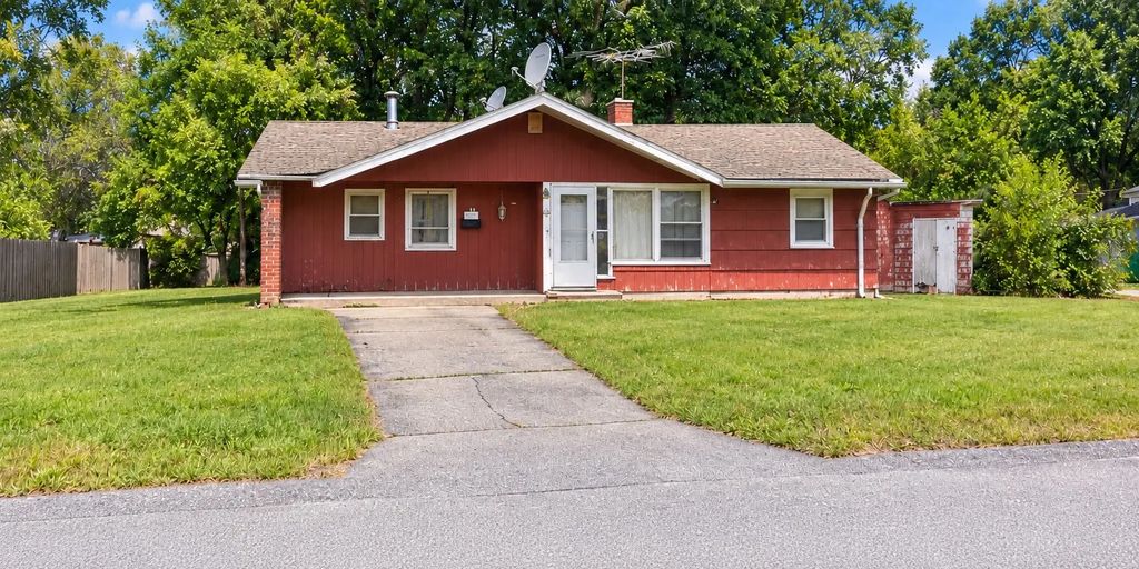 44 Bernard Circle, Brockton