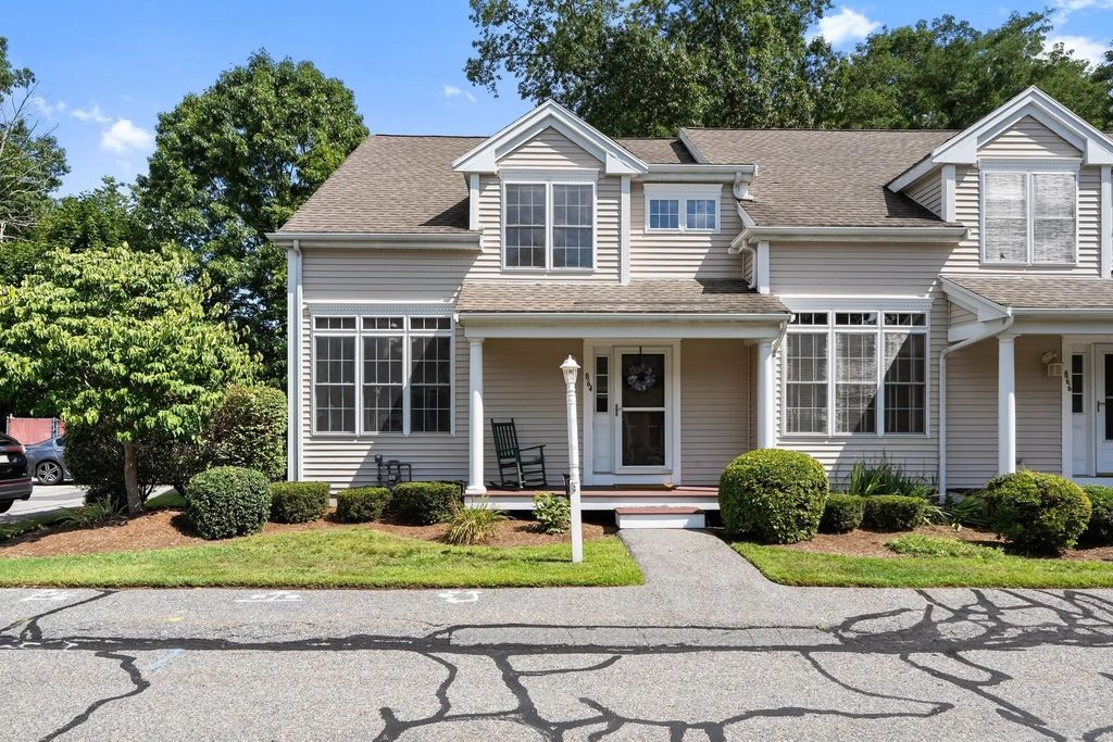 864 Brockton Ave #864, Abington