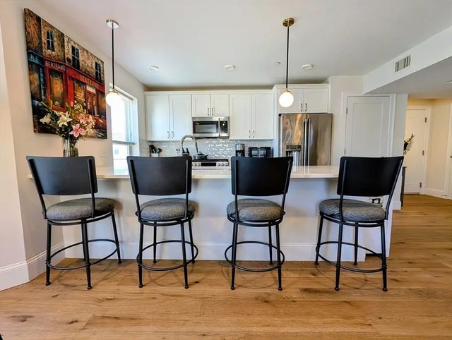 27 Ward St #201, Boston