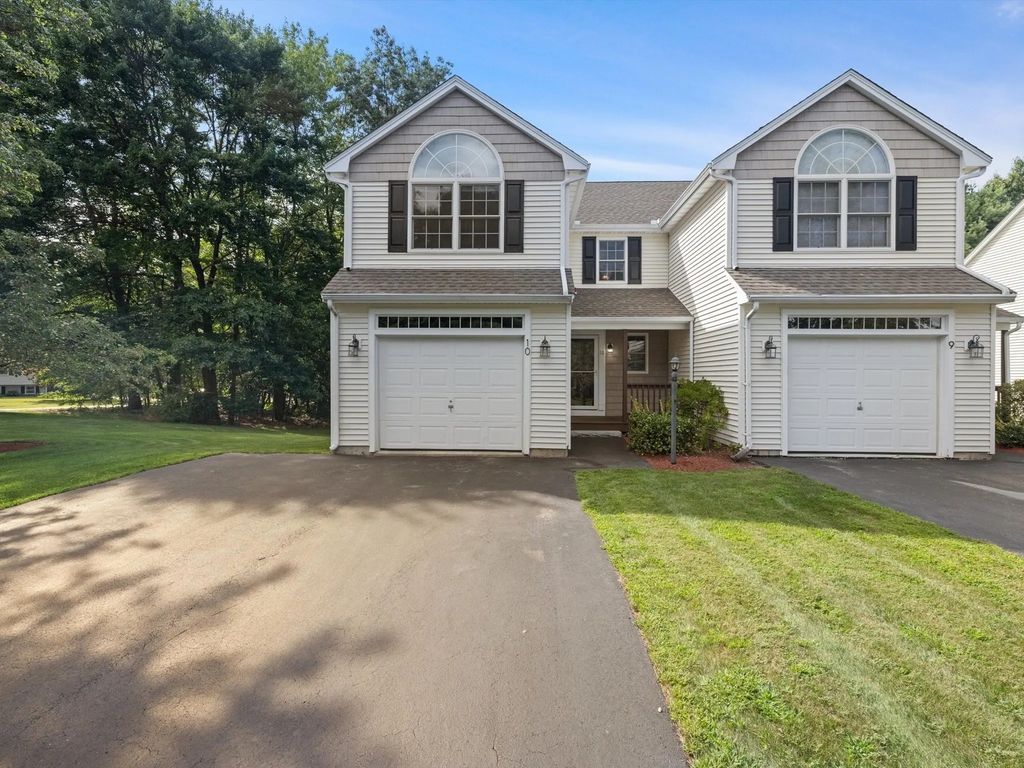 53 Lancaster Rd #10, Clinton