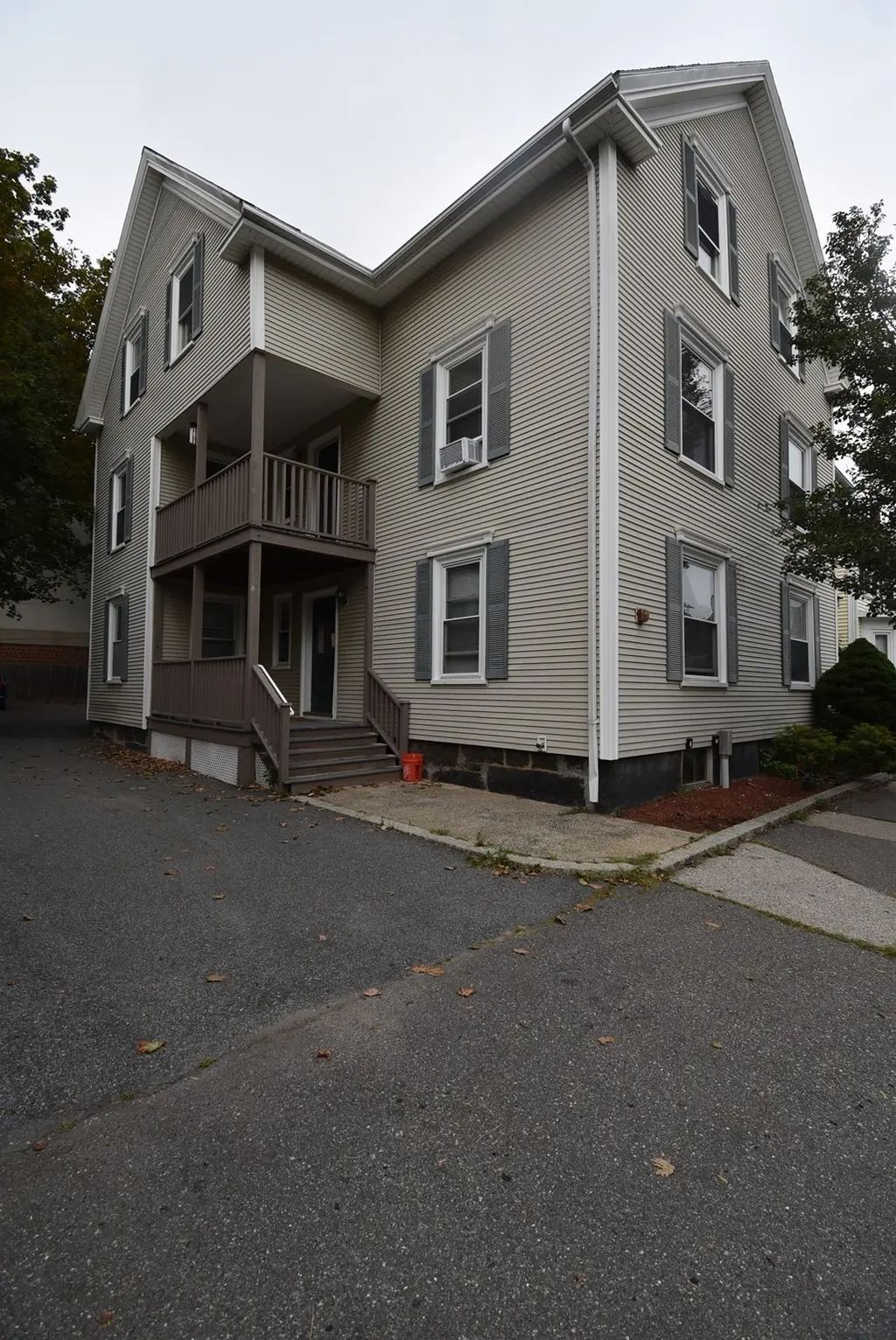 23 Bow St #3, Beverly
