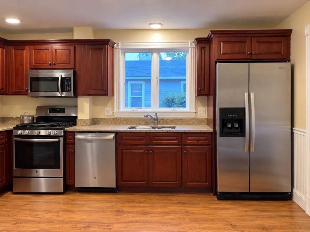 17 East Milton Rd., #1, Brookline