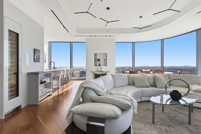 1 Dalton St #4205, Boston