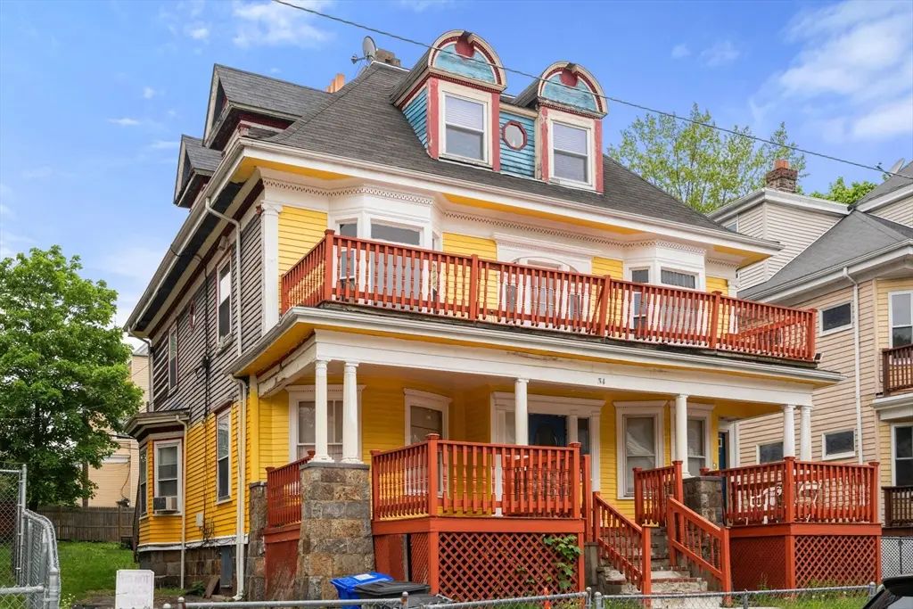 34 Bicknell St, Boston