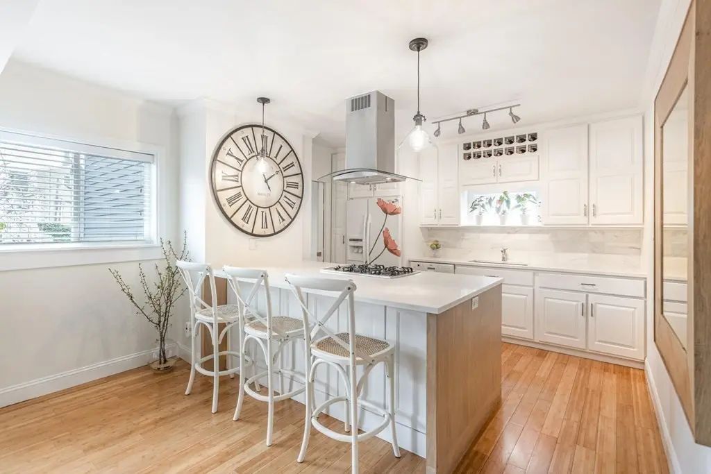 34 Everett Ave #1, Somerville