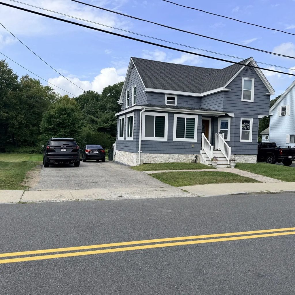 328 Mechanic St, Marlborough