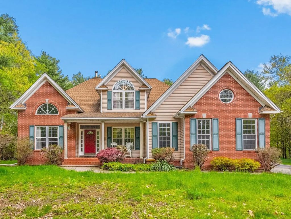 113 Greenwich Plains Rd, Ware