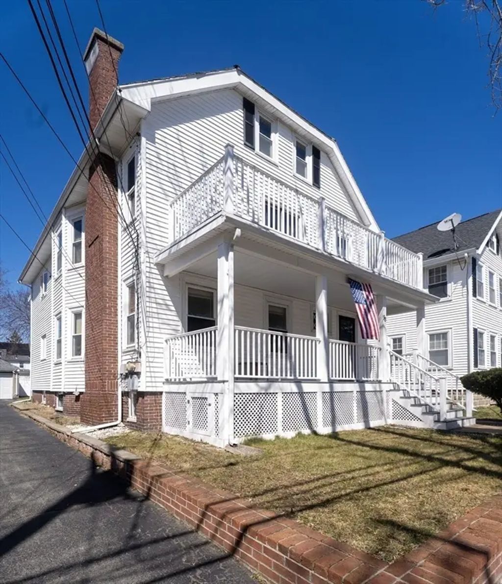 98 Harlow St, Arlington