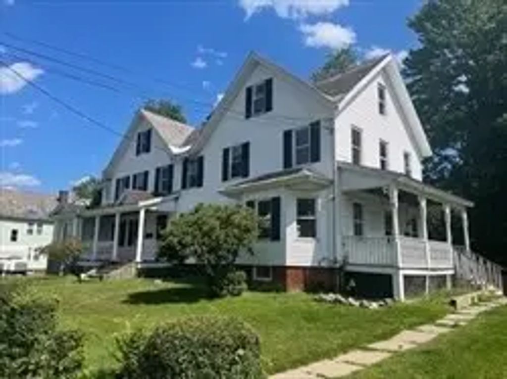 56-58 Devens St, Greenfield