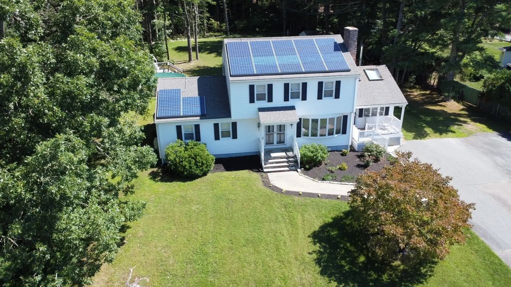 6 Tracey St, Acushnet