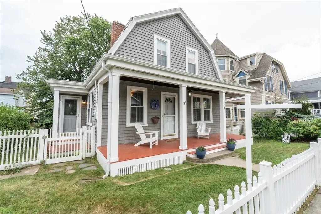 112 Columbus Ave, Salem