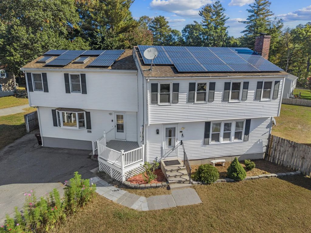 105 Freda Ln, Lowell