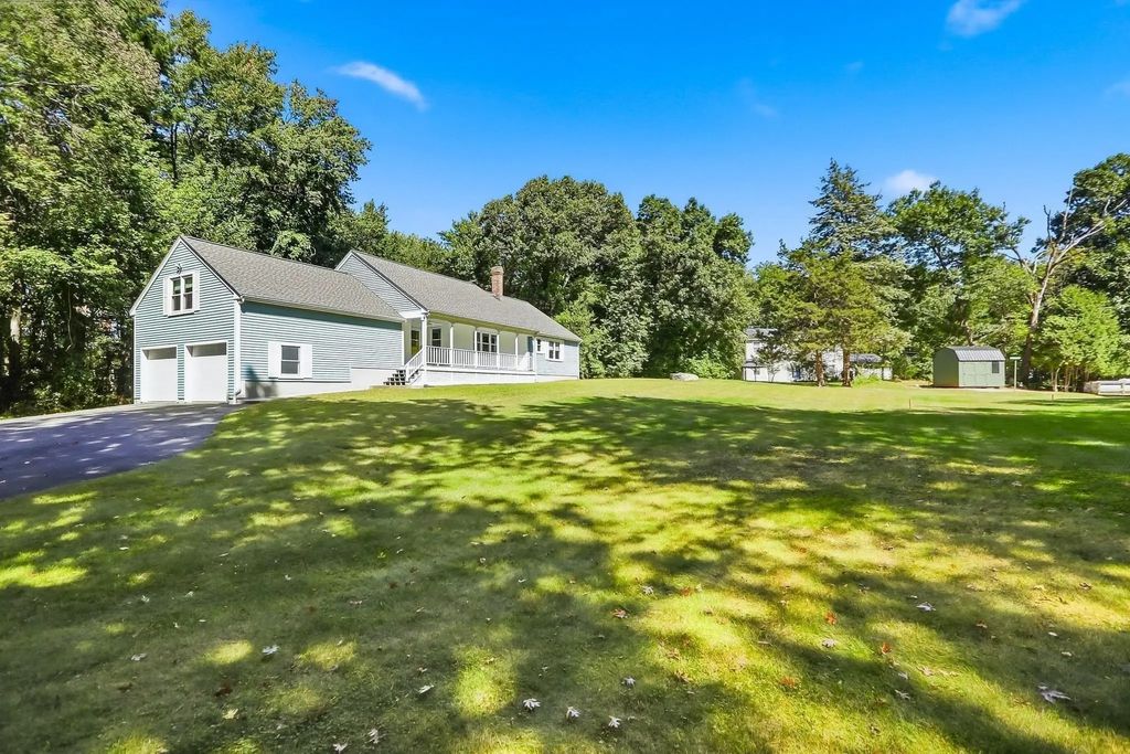 147 Woodland Road, Southborough