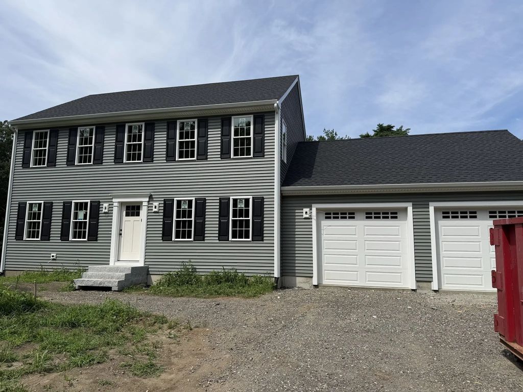 210 Pine St, Rehoboth