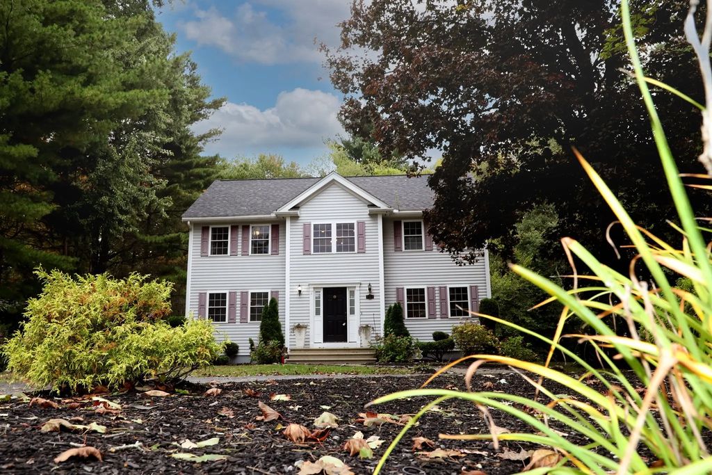 233 Haverhill St, North Reading
