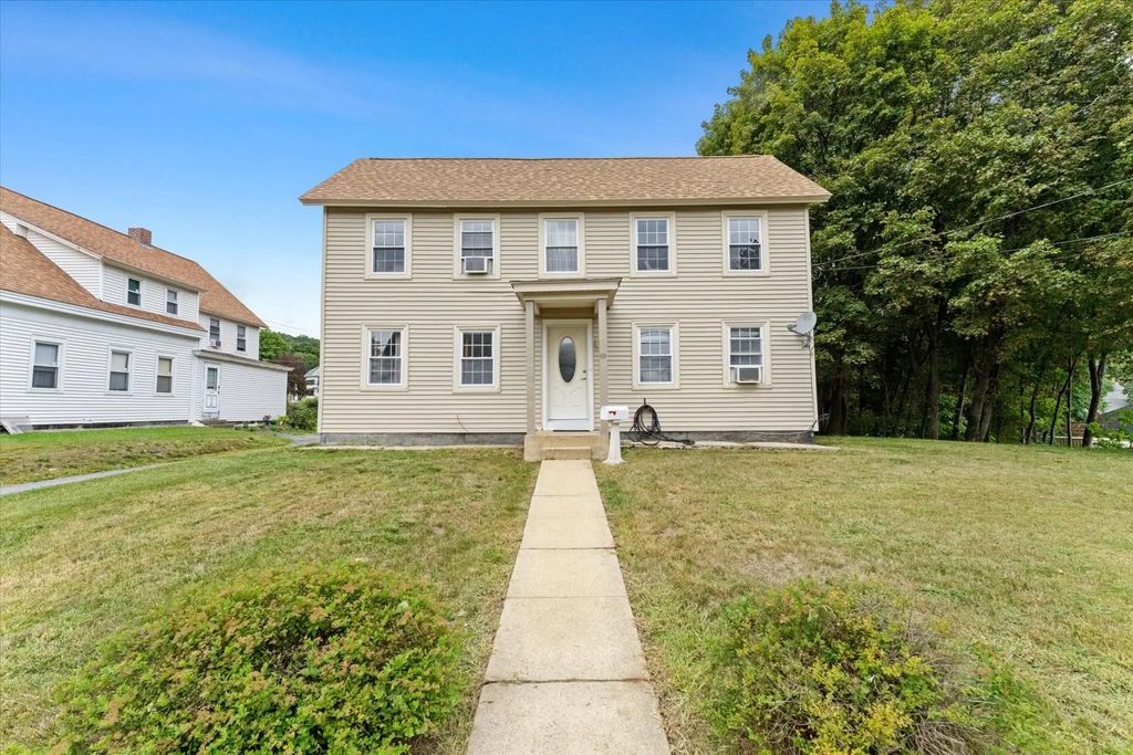 191 Pleasant St, Leominster