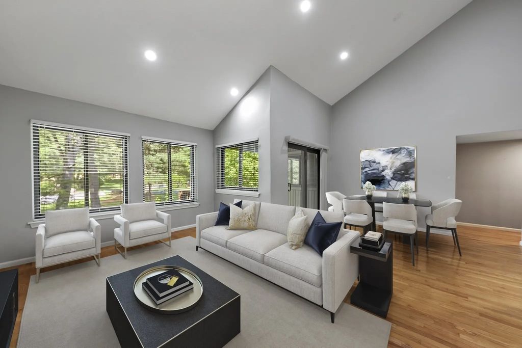 251 Trailside Way #251, Ashland
