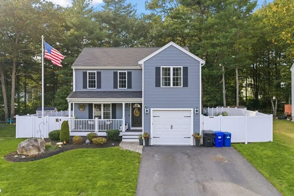 982 Dighton Woods Cir, Dighton