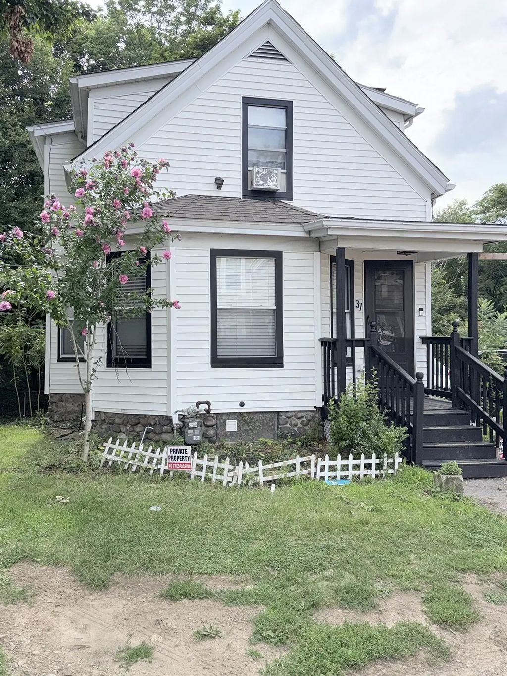 37 Hunt St, Brockton