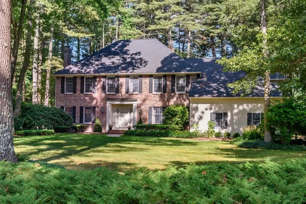 41 Phillips Rd, Sudbury