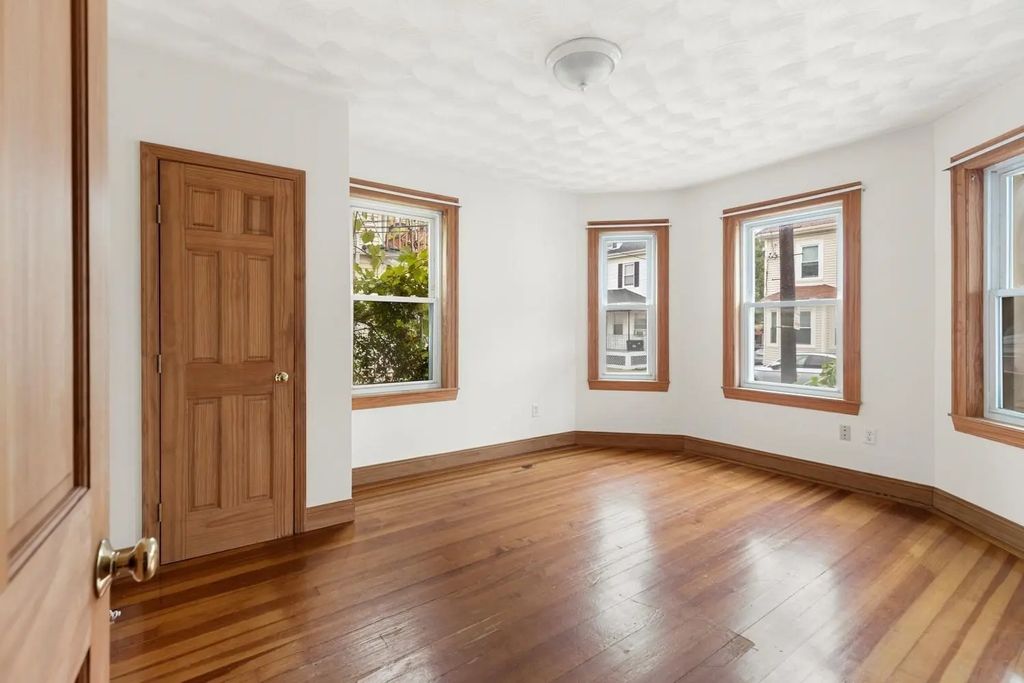 41 Montfern Ave #1, Boston
