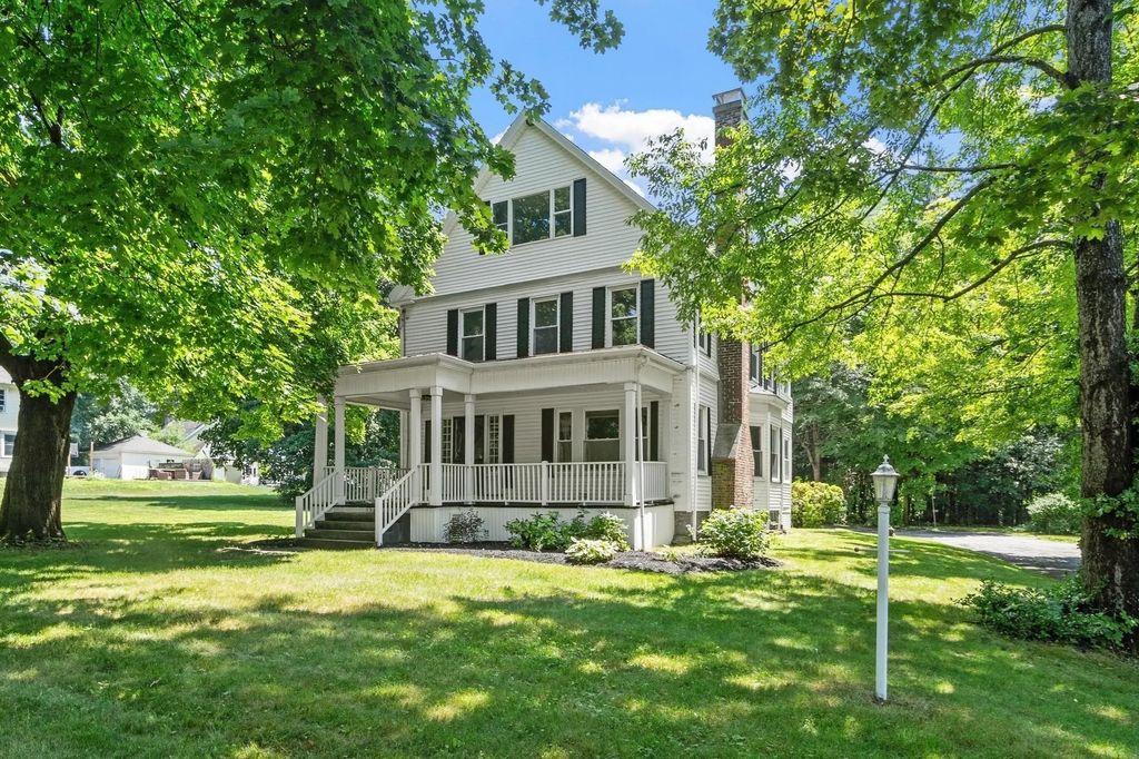 1347 Main Street, Leominster