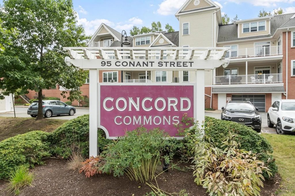 95 Conant St #214, Concord