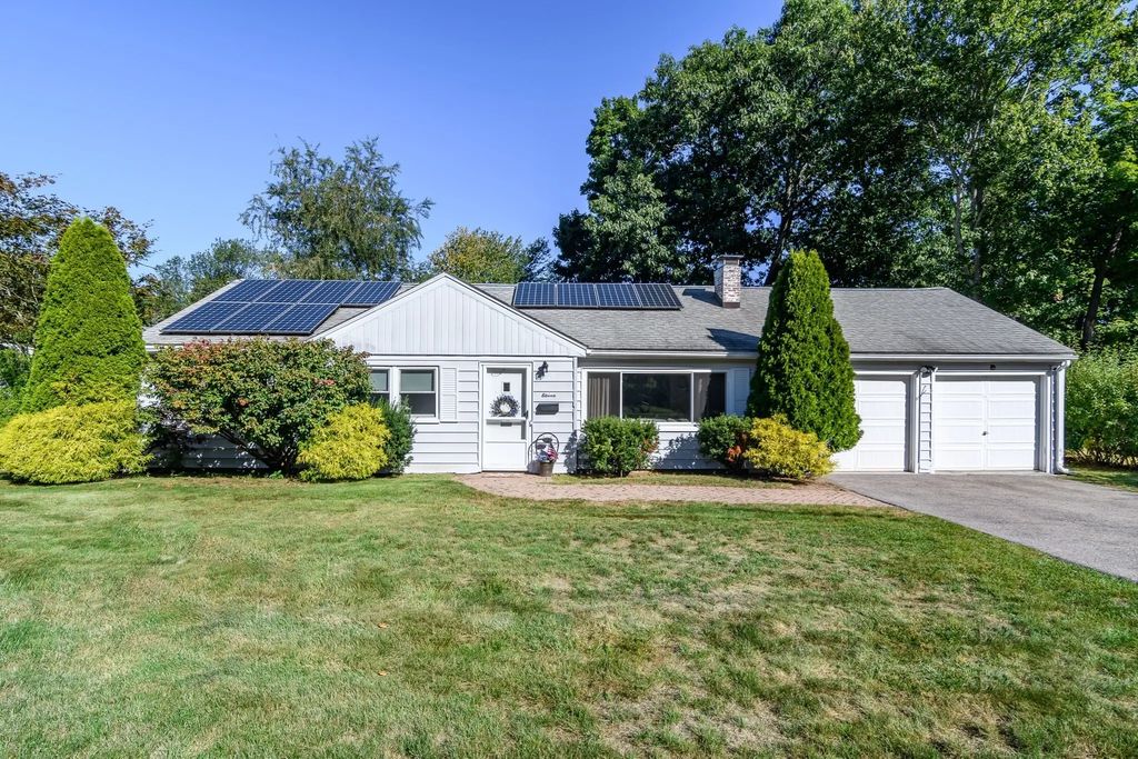 11 Spring Valley Rd, Natick