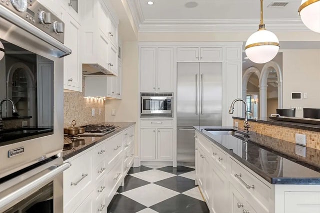 190 Marlborough #c, Boston