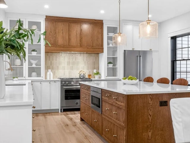 165-167 Franklin St #1, Arlington